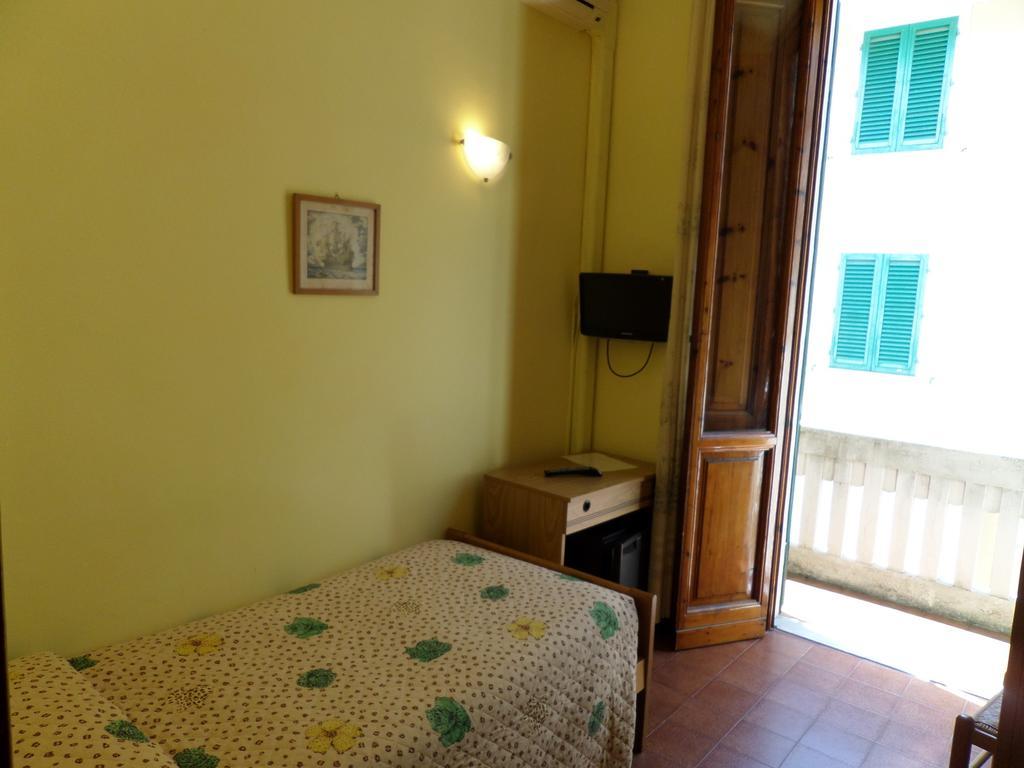 Hotel Delizia Genovese Montecatini Terme Quarto foto